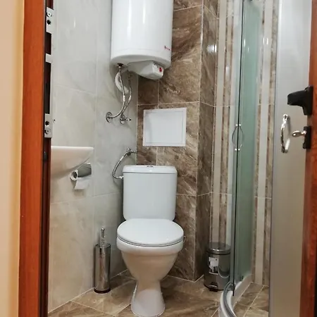 Апартамент Нина Apartment Pomorie
