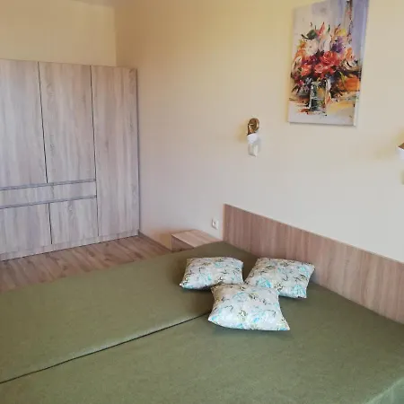 Апартамент Нина Apartment *